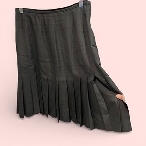 Cute vintage 90s Dana Buchman silk pleated mini skirt whimsigoth office noir